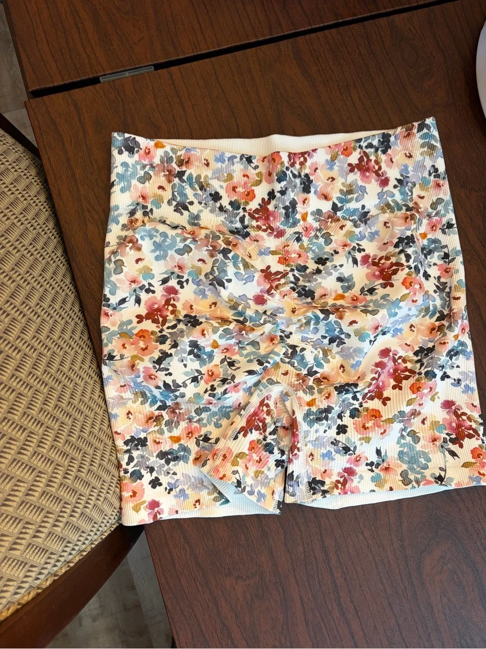 Floral Ribbed High-Waist Women’s Shorts - Multi never worn